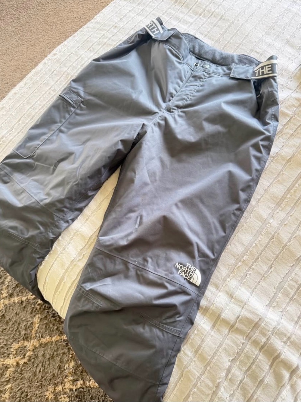 The North Face Youth XL Women’s XS Gray Snow/Ski Pants
